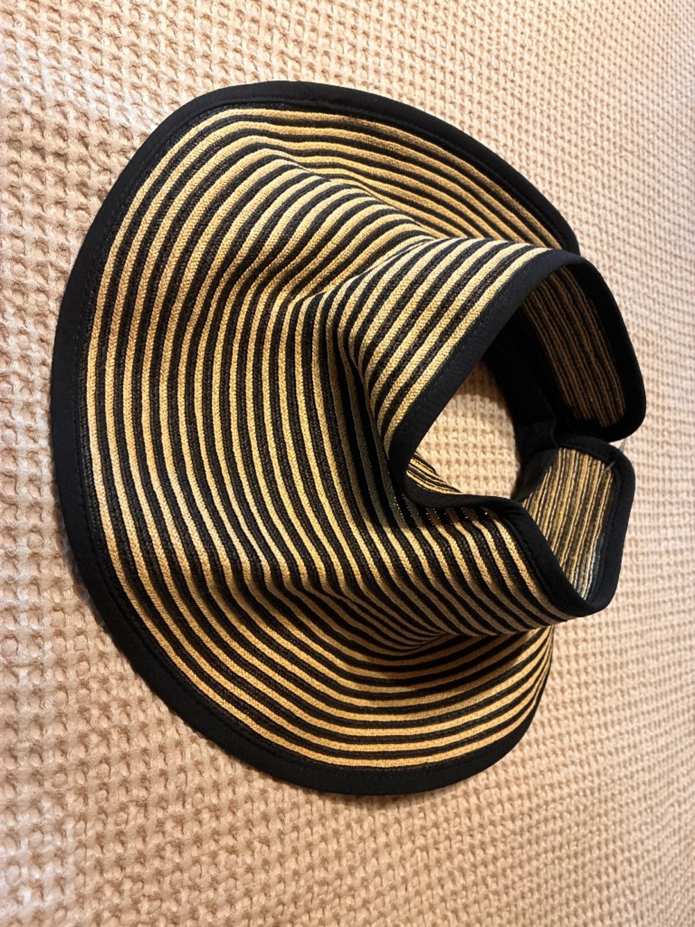 Women’s Wide-Brim Sun Visor Columbia O/S NWT
